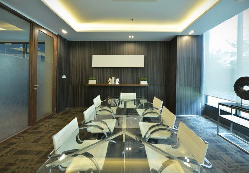 luxury modern empty room interior design decoratio 2022 05 12 23 08 03 utc resultado 24679988