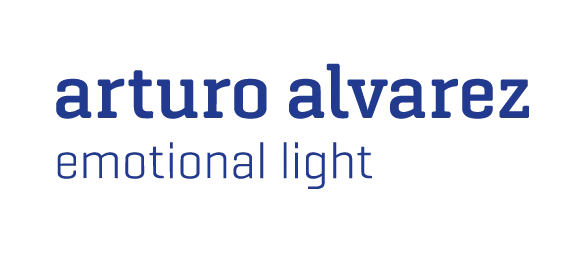 Logo - ARTURO ALVAREZ negro
